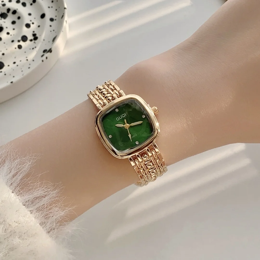 Simple Golden Quartz Watch for Women Retro Luxury Gift Ladies Watches Small Dial Stainless Steel Strap Wristwatches Montre Femme - Image 4